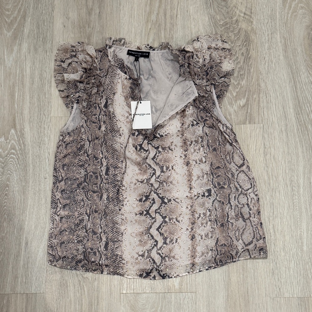 NWT GENERATION LOVE PYTHON SNAKE PRINT TOP